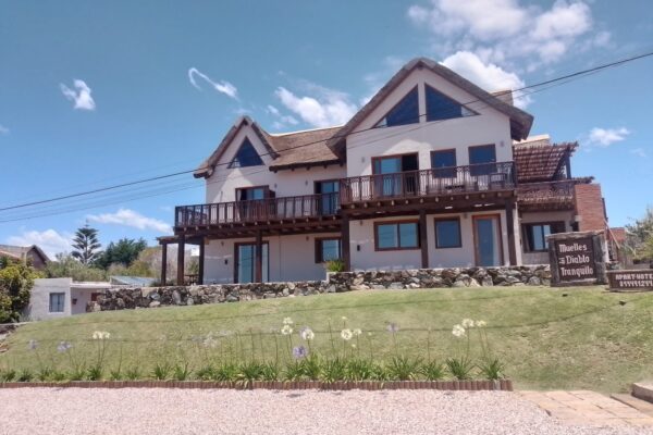 df0611d3-1368-46ed-893e-87b086b8dc32 df0611d3-1368-46ed-893e-87b086b8dc32